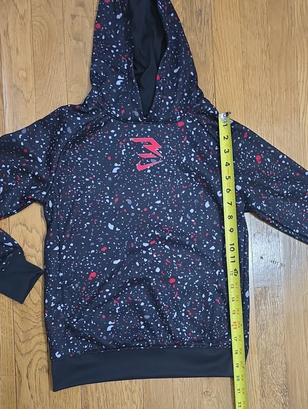 NIKE BRAND SIGNATURE BOY'S BLACK SPECKLED PULLOVER HOODIE SIZE SMALL